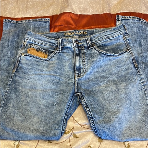 Cody James Relaxed Jeans with Vintage-Inspired Look - Picture 3 of 3